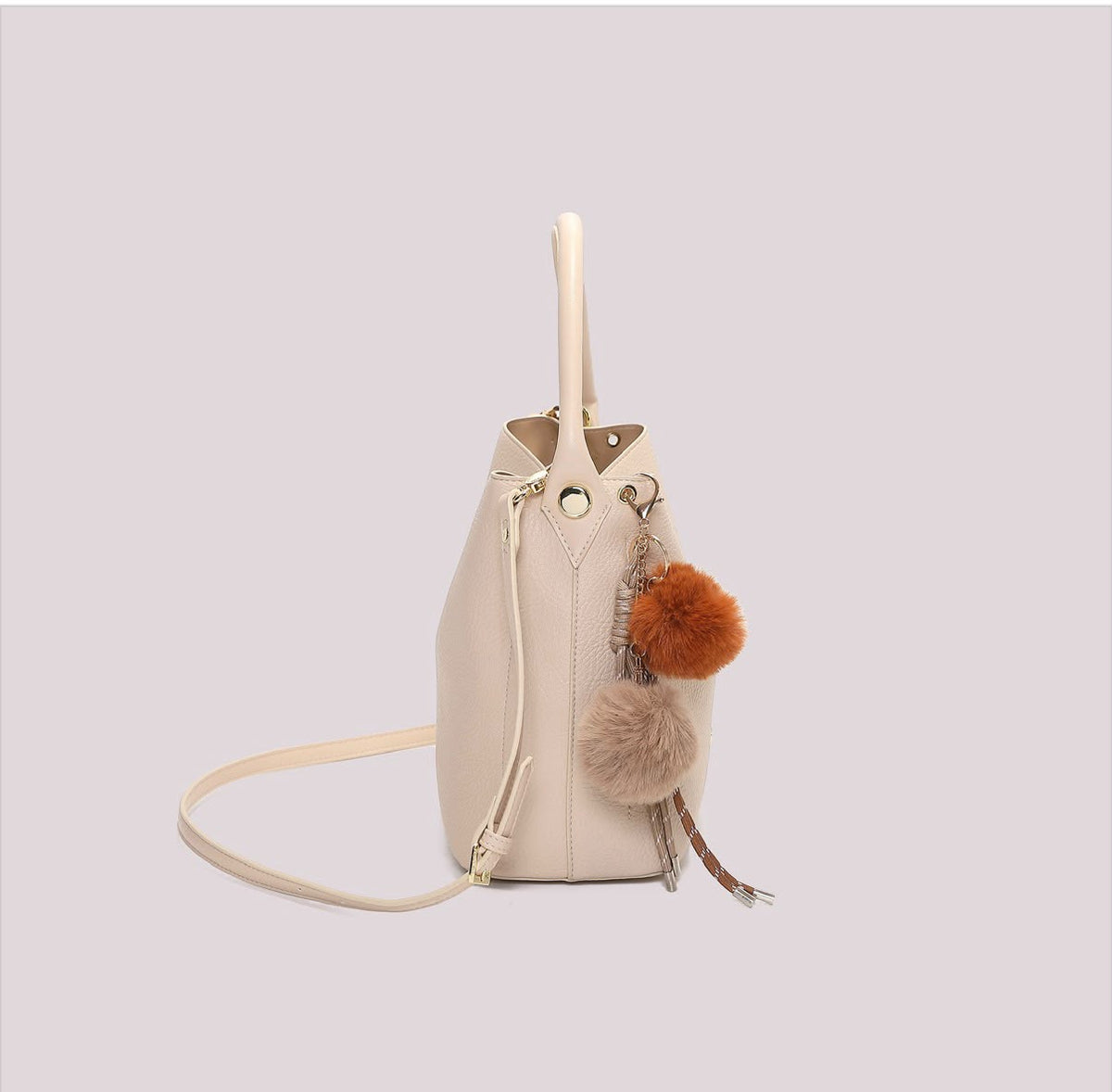 BORSA A SECCHIELLO CON DETTAGLIO APPESO