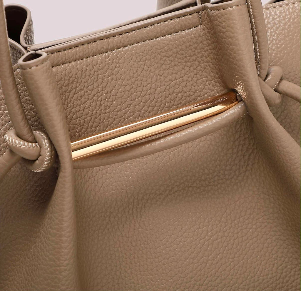 BORSA A SPALLA MEDIA CON LACCI LUNGHI- MIMI’ MUA’
