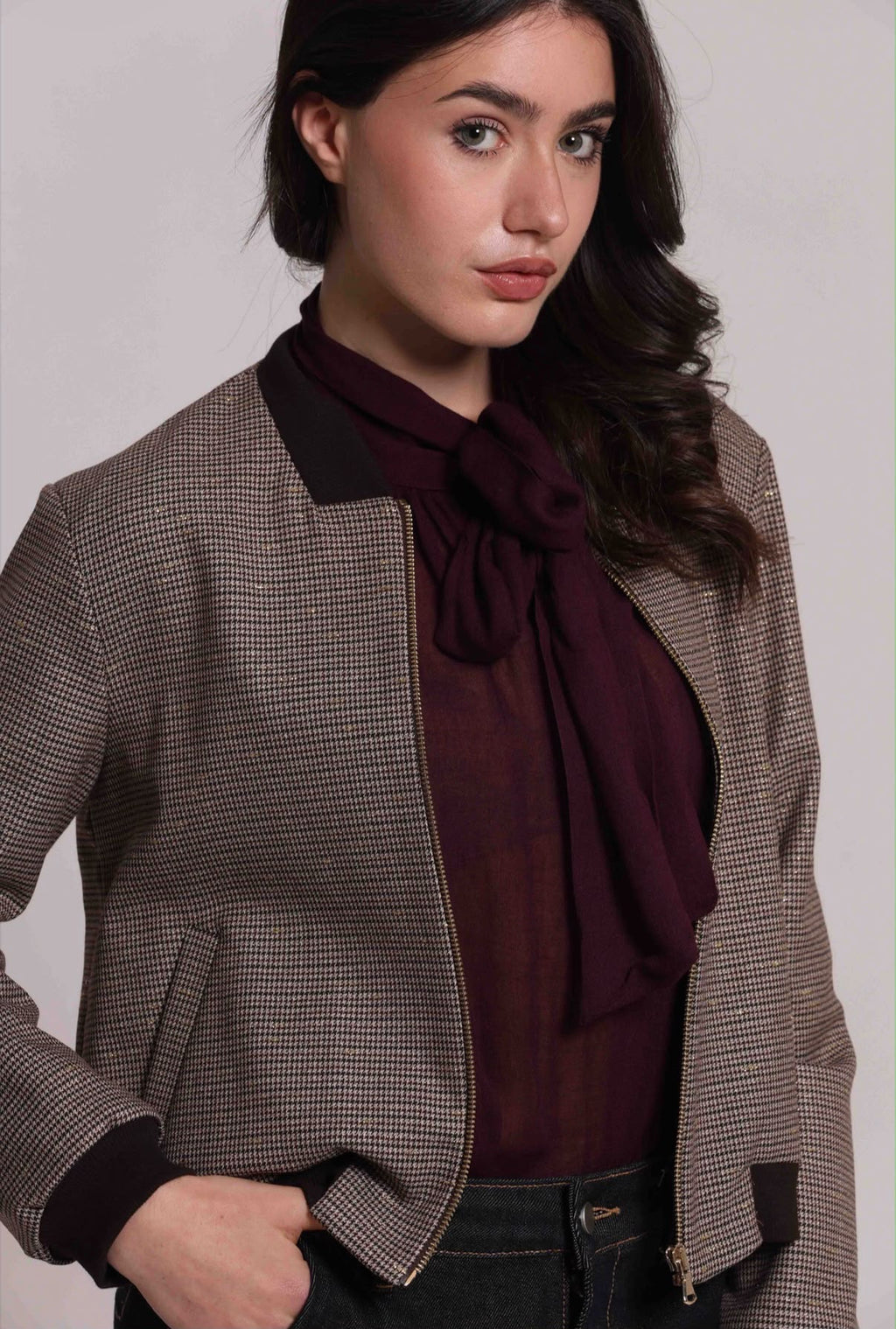 GIACCA BOMBER IN PIED DE POULE LUREX-COMPLETO CON PANTALONE NELLA SEZIONE PANTALONI