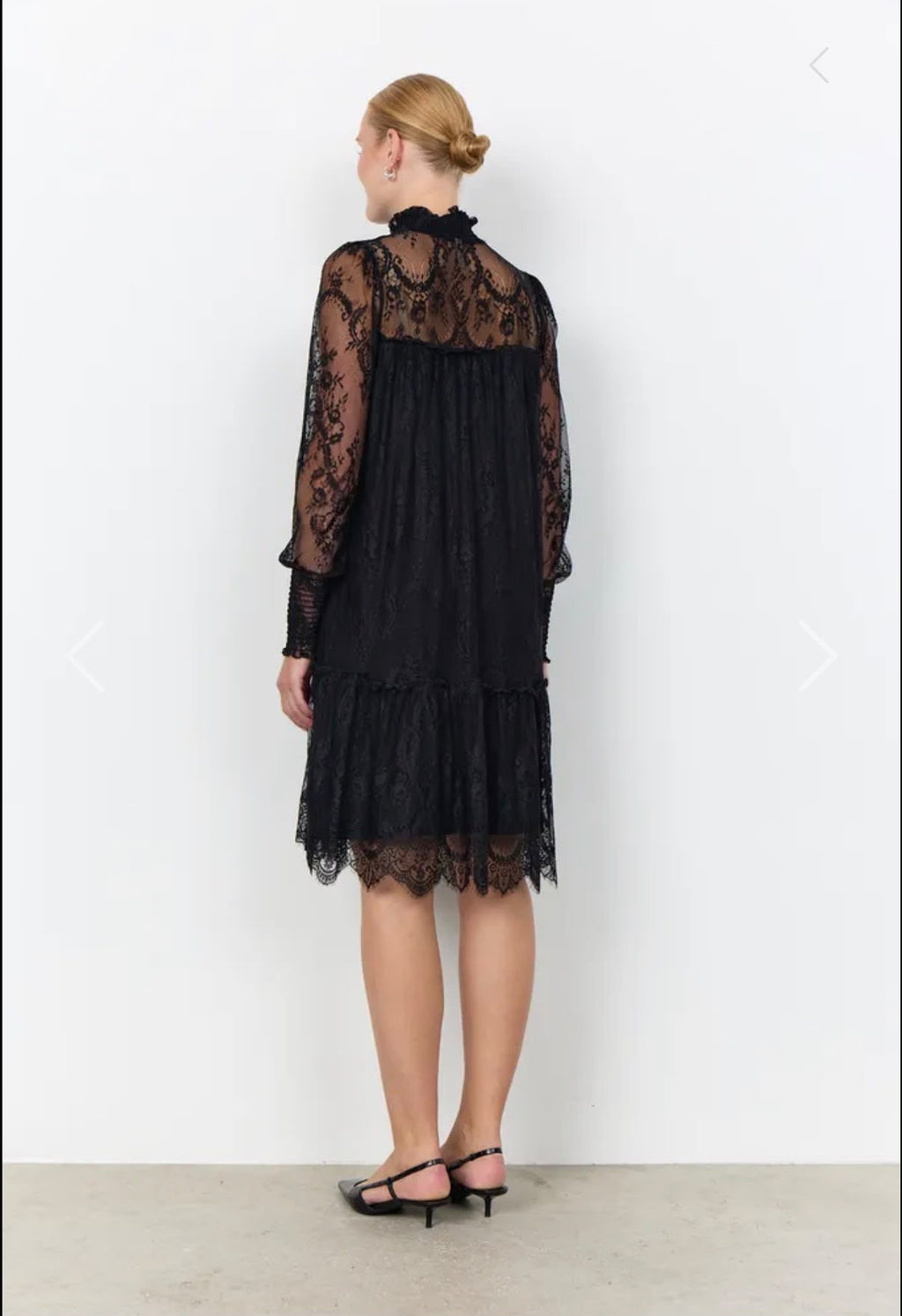 ABITO IN PIZZO misura midi