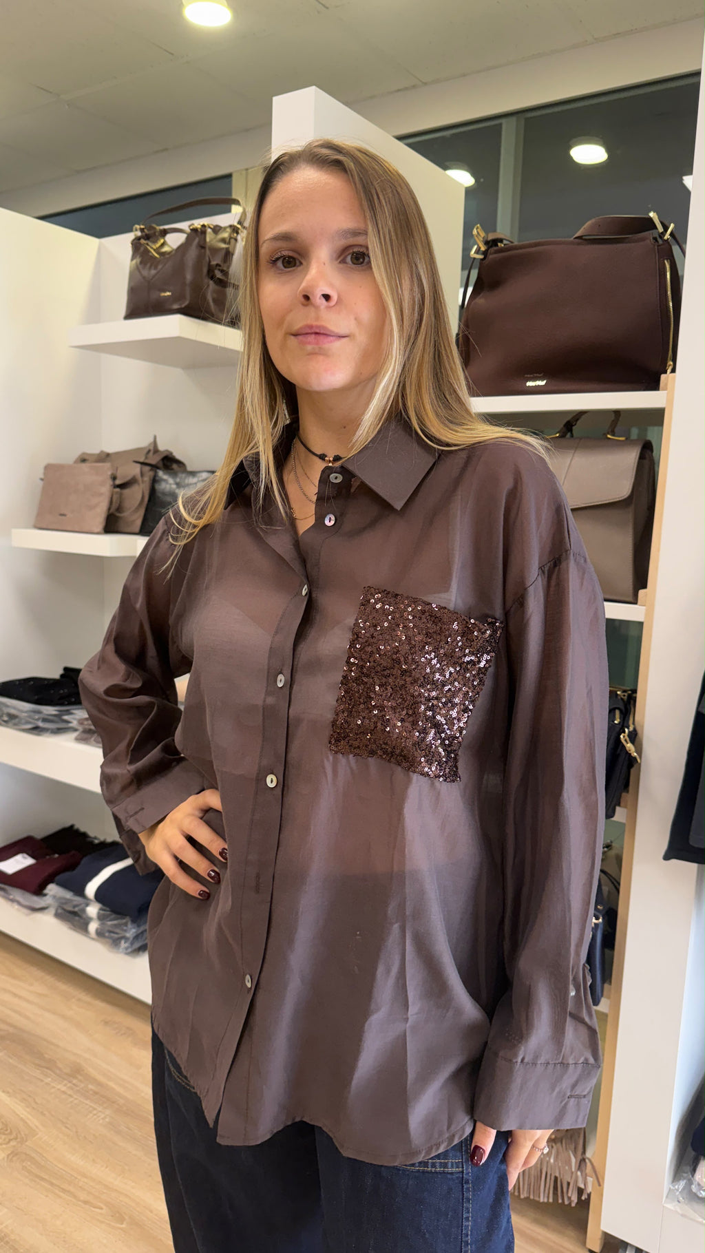 CAMICIA CON TASCA PAILLETTES