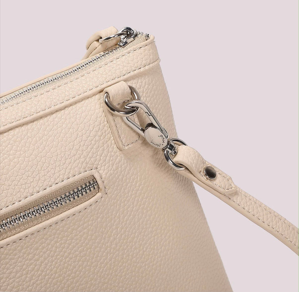 BORSA A BUSTA CON PICCOLE BORCHIE- MIMI’ MUA’