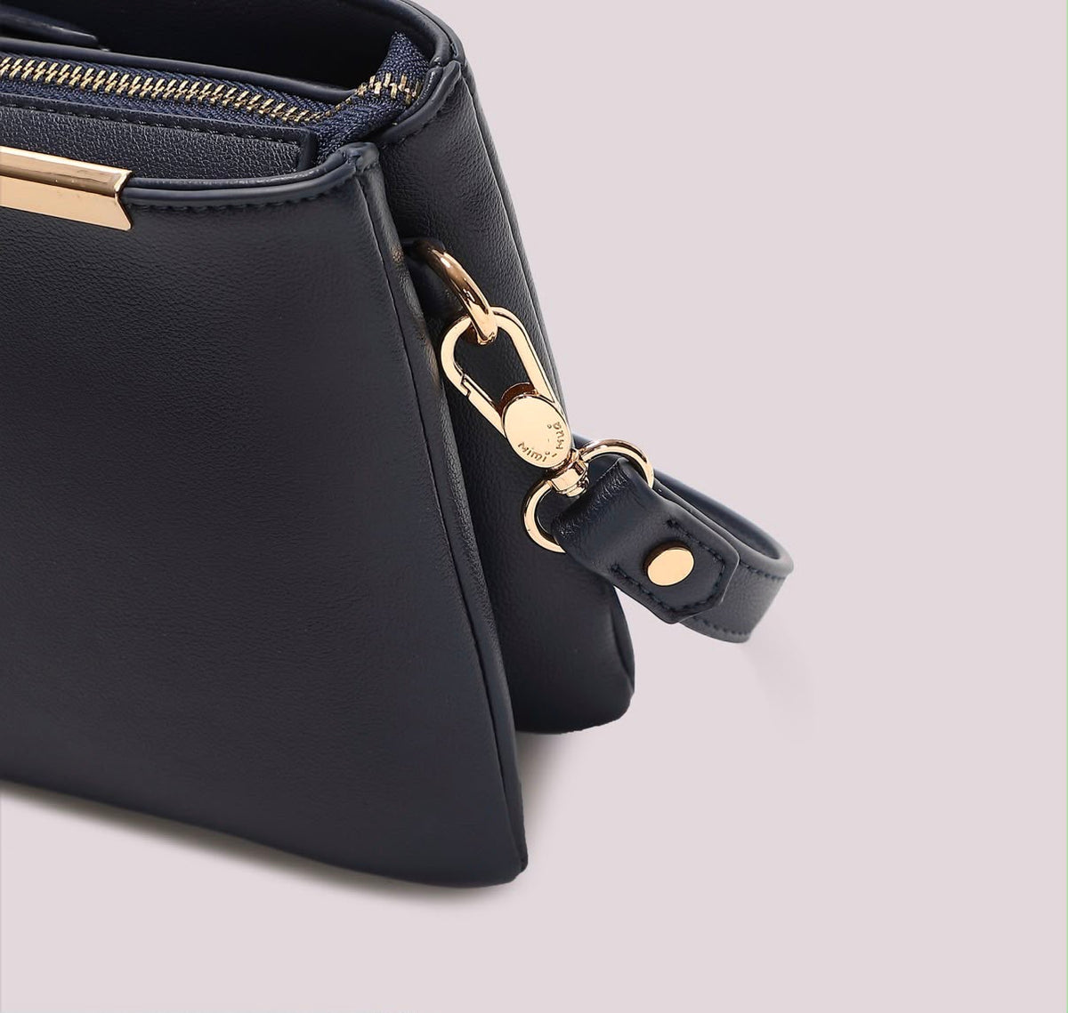 BORSA A TRACOLLA CON DETTAGLIO DORATO MIMI’ MUA’