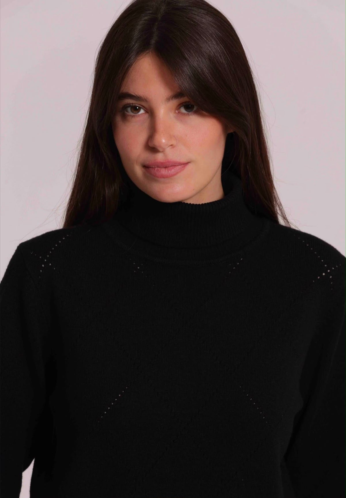 MAGLIA COLLO ALTO CON RICAMO LOSANGHE -MIMI’ MUA’
