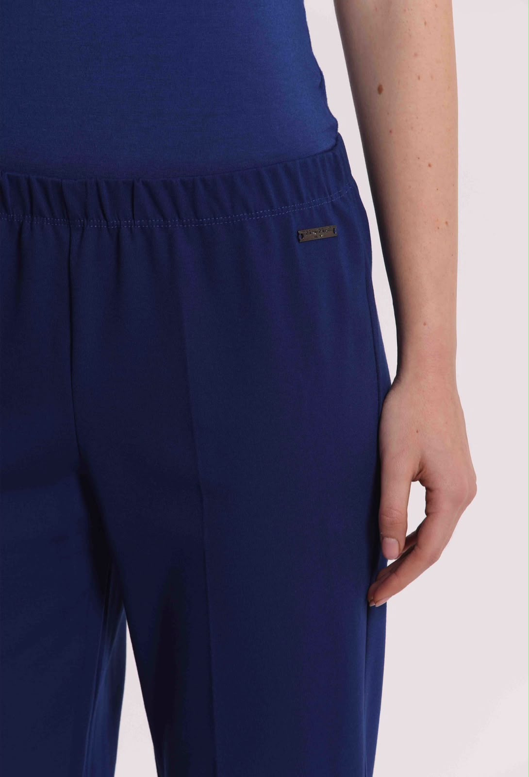 PANTALONE CON RISVOLTO IN PUNTO MILANO- MIMI’ MUA’