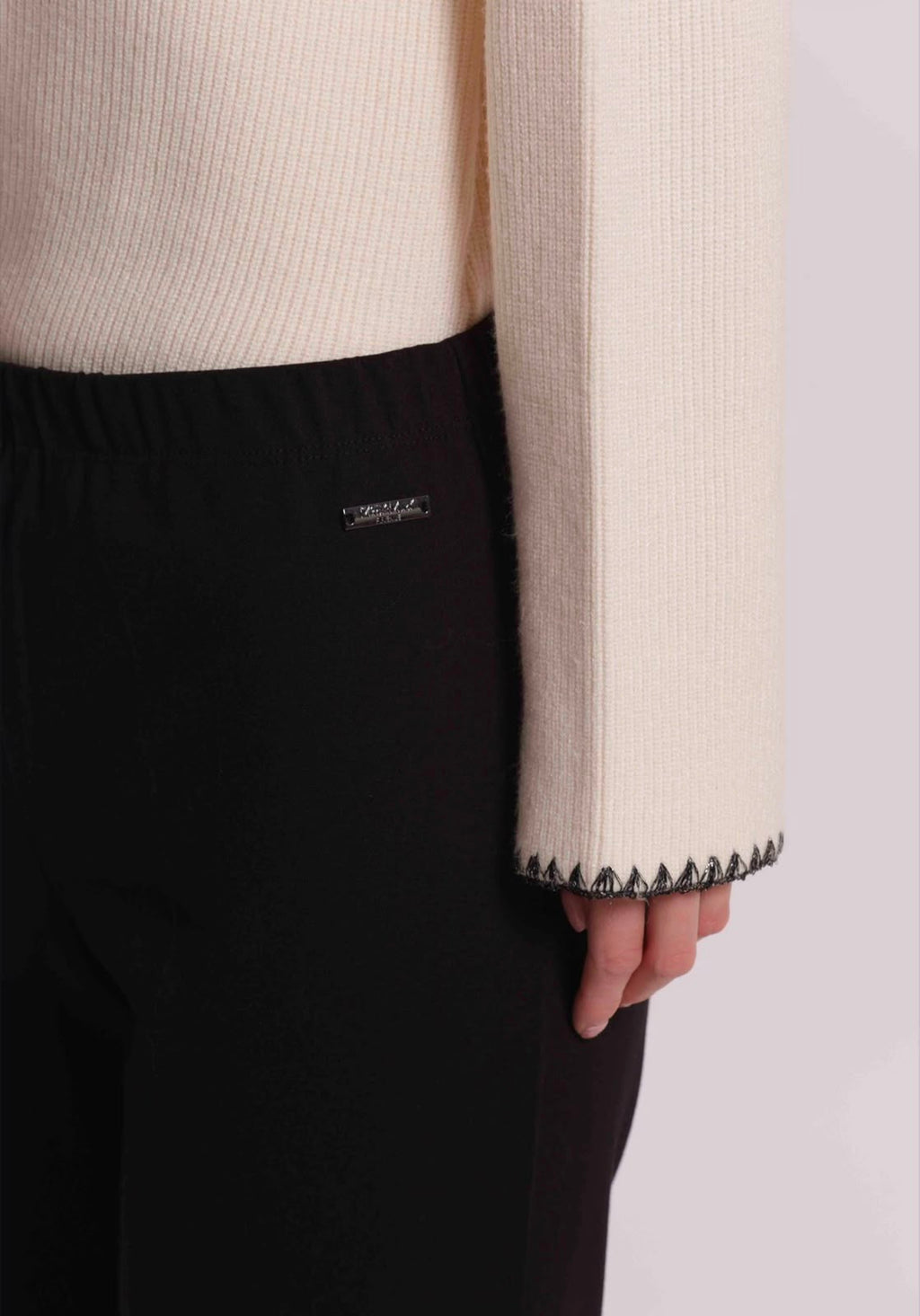 PANTALONE CON RISVOLTO IN PUNTO MILANO- MIMI’ MUA’