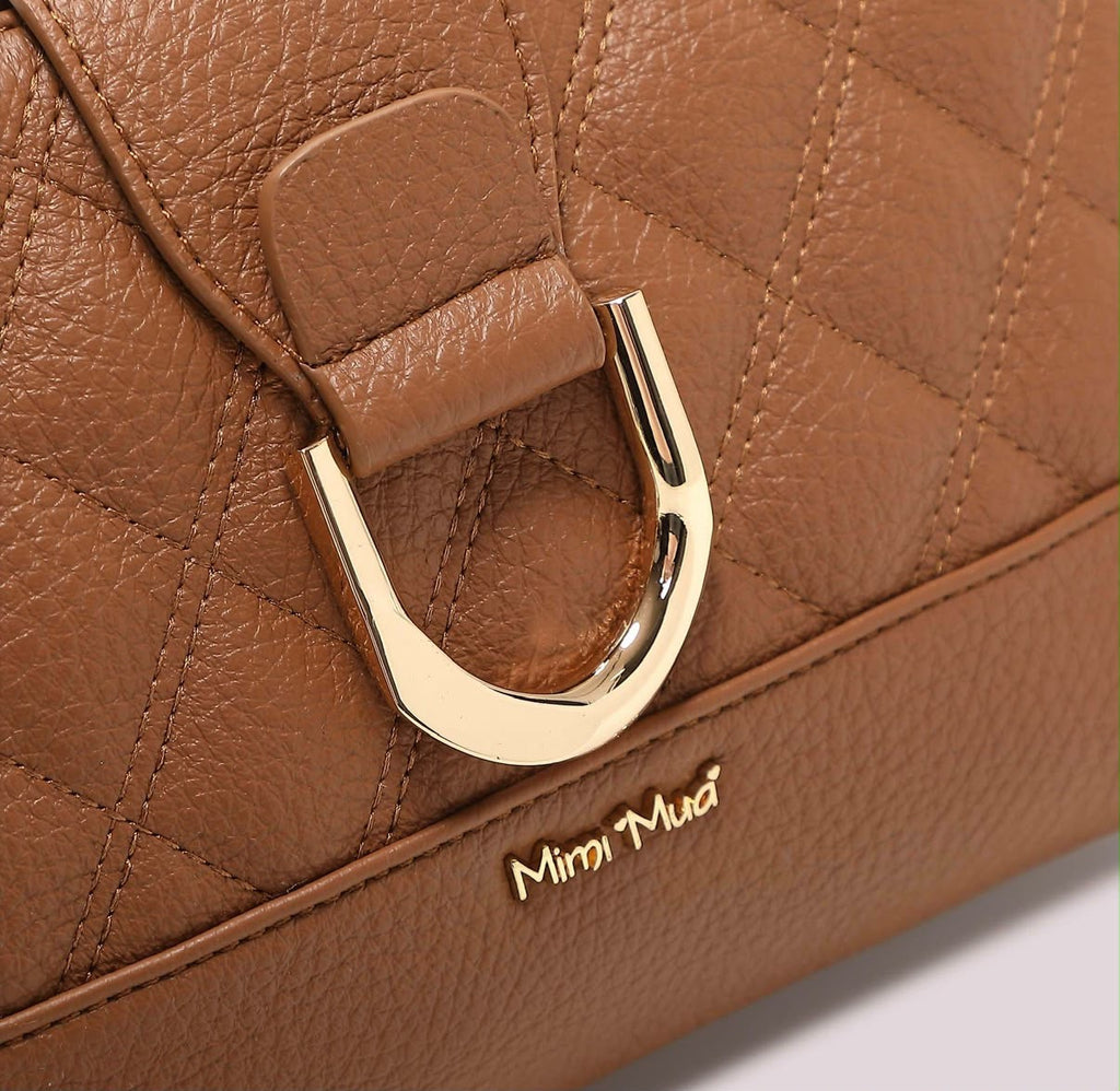 BORSA A TRACOLLA TRAPUNTATA CON BASE LISCIA