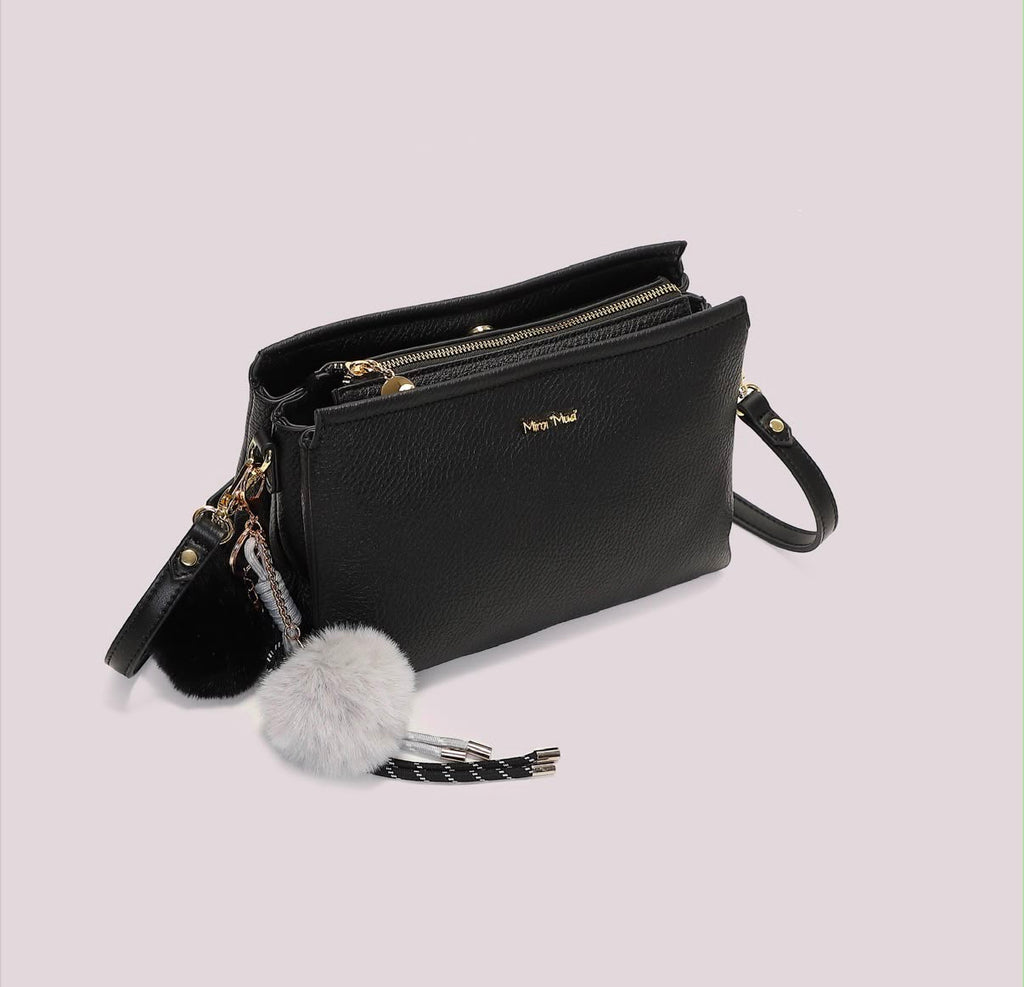 BORSA A TRACOLLA CON DETTAGLIO APPESO- MIMI’ MUA’