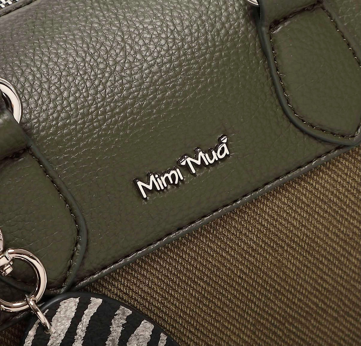 BORSA BAULETTO CON CHARM E CUORE- MIMI’ MUA’