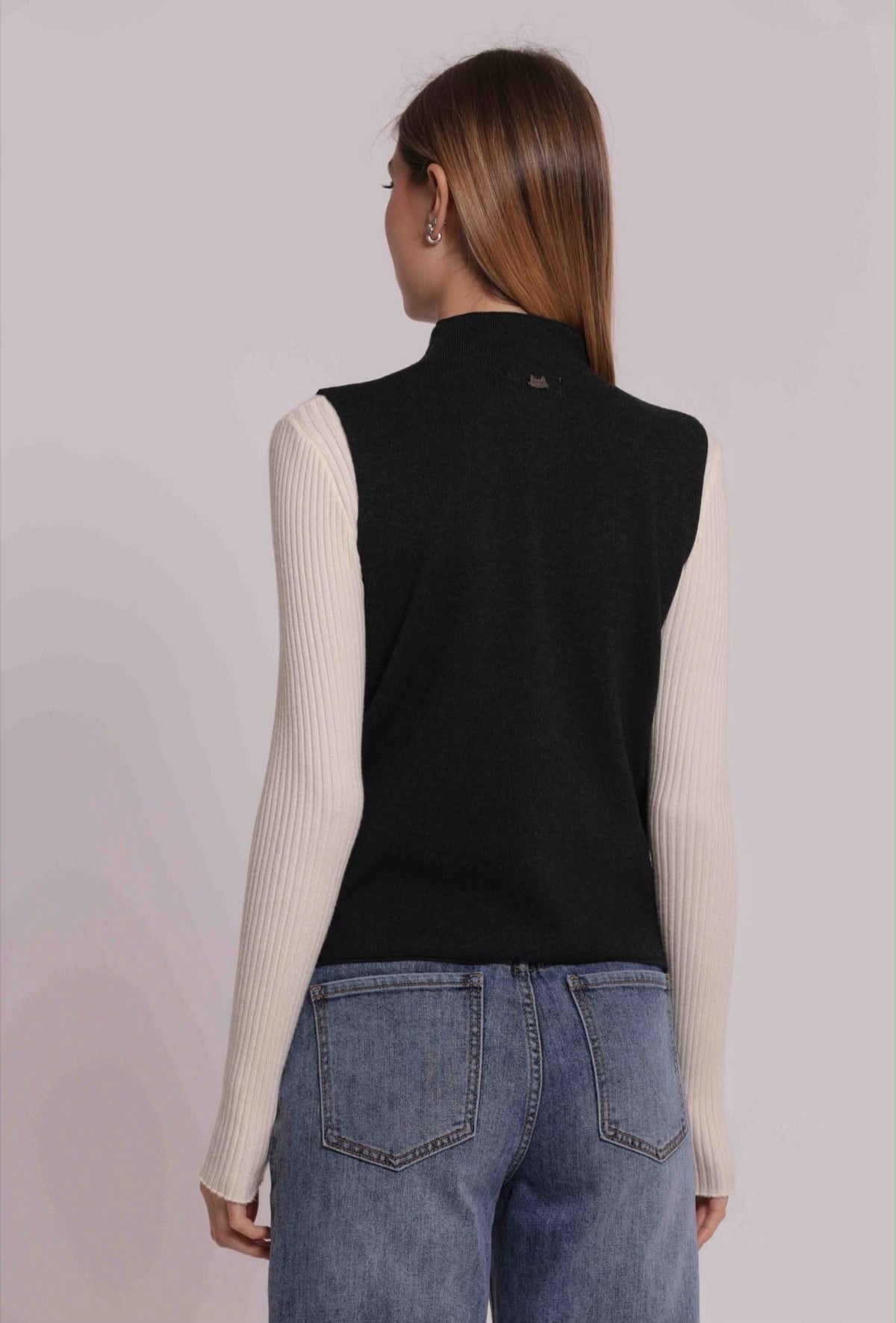 MAGLIA CARDIGAN SMANICATO