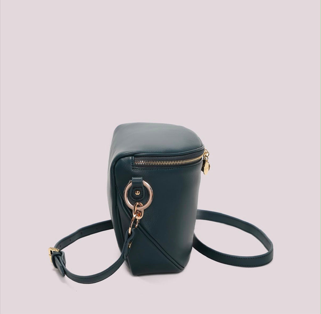 BORSA MARSUPIO CON DETTAGLIO ANELLI AI MANICI- MIMI’ MUA’