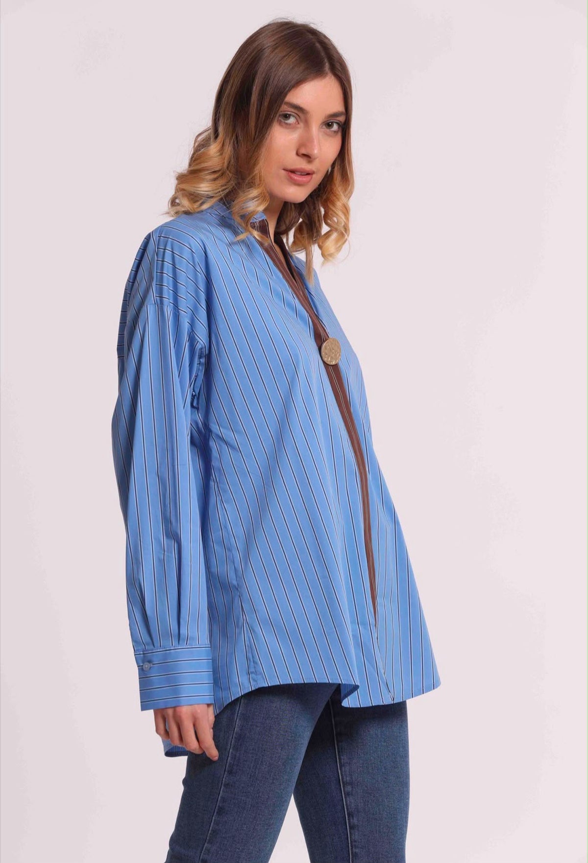 CAMICIA A BLUSA CON SCOLLO A “V” BICOLORE- MIMI’ MUA’