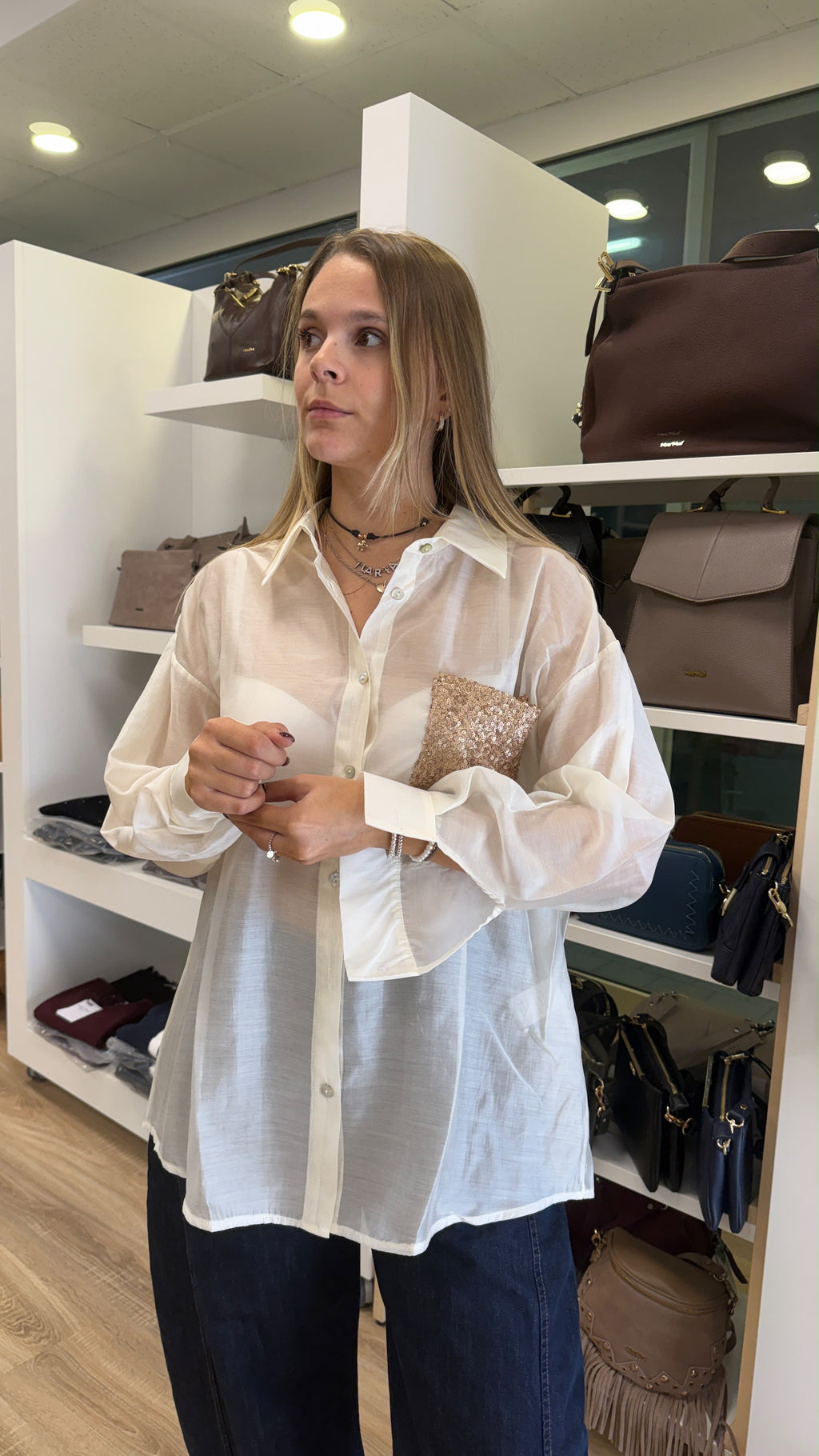 CAMICIA CON TASCA PAILLETTES