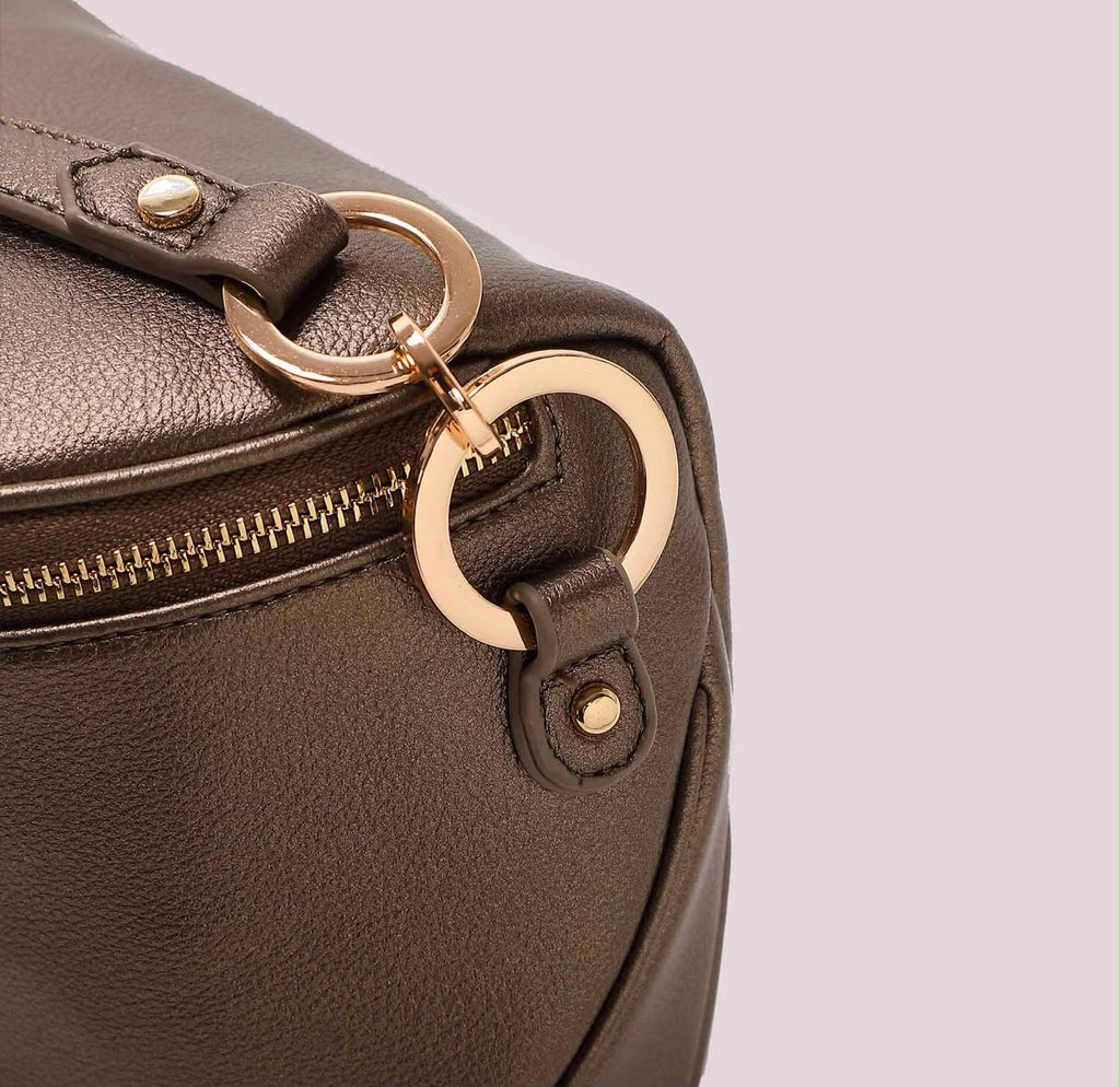 BORSA MARSUPIO CON DETTAGLIO ANELLI AI MANICI- MIMI’ MUA’
