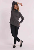 MAGLIA CON RIGHE  SULLE MANICHE E COLLO REMOVIBILE