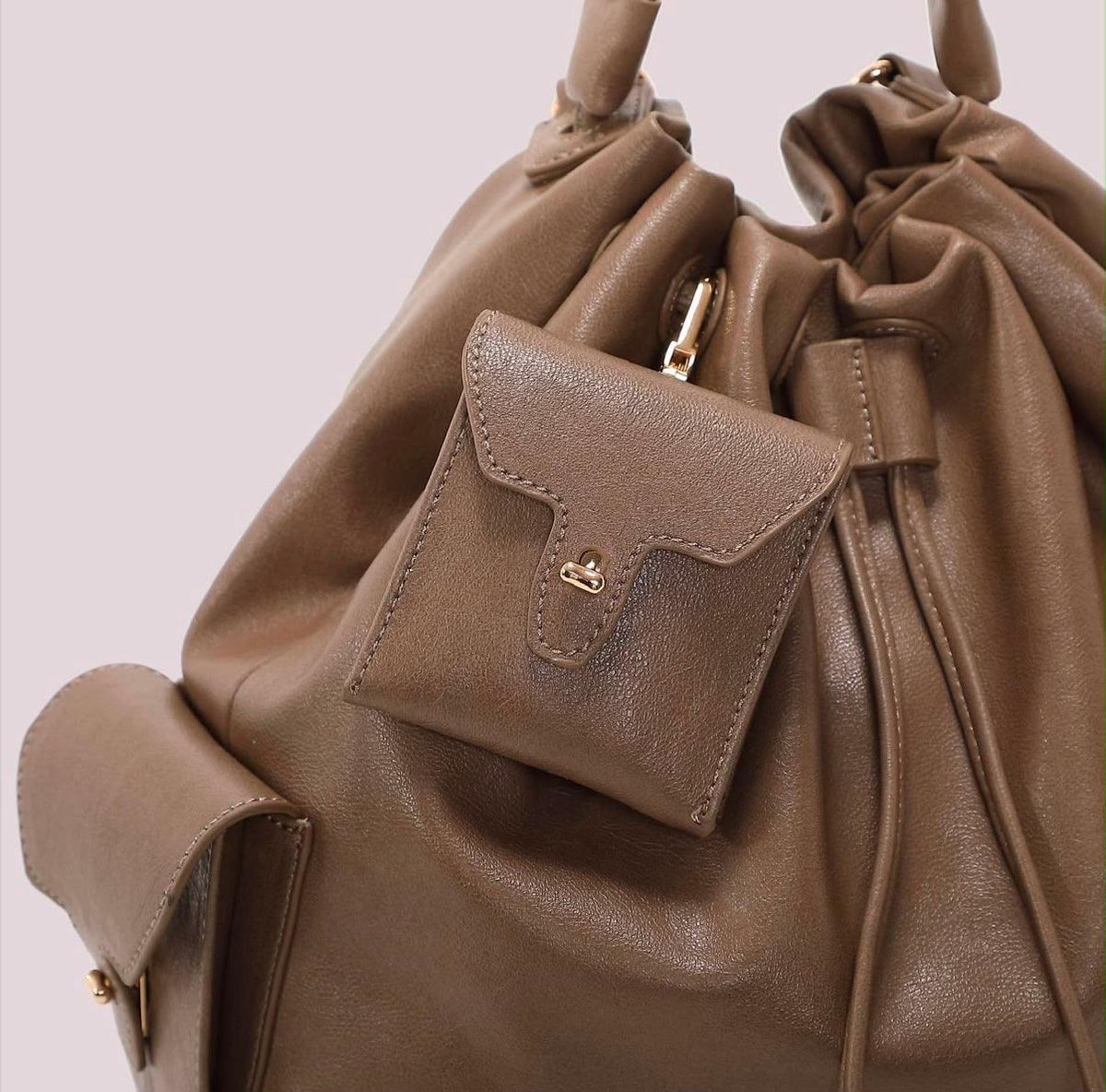 ZAINO CON TASCHE- MIMI’ MUA’