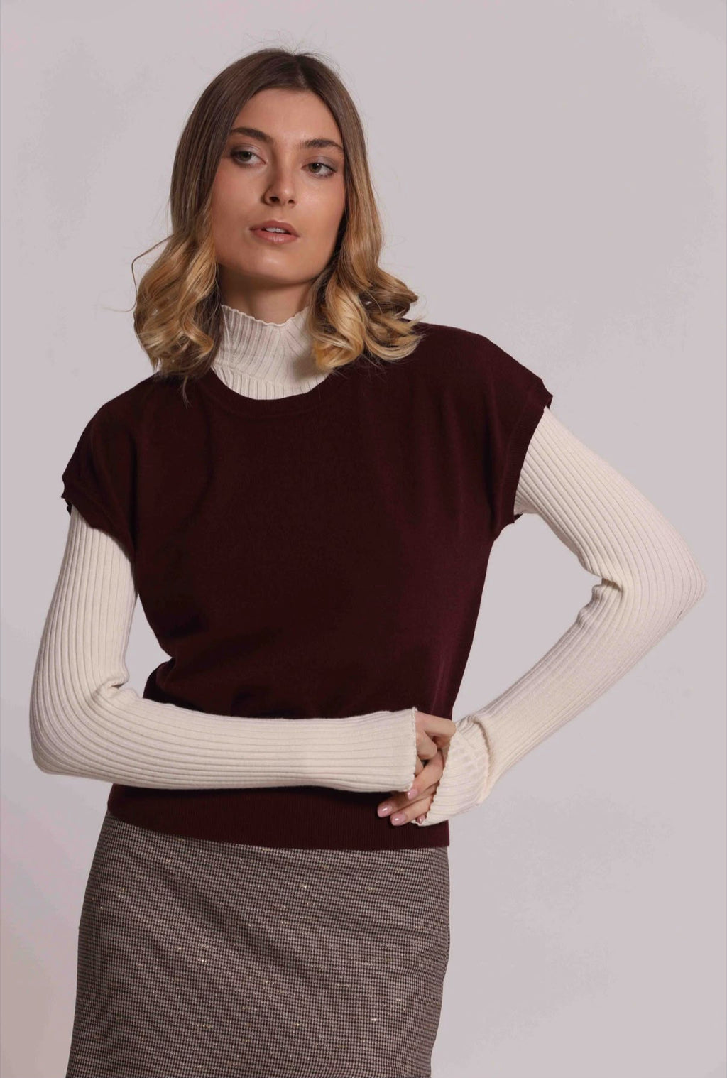 MAGLIA MANICHE CORTE