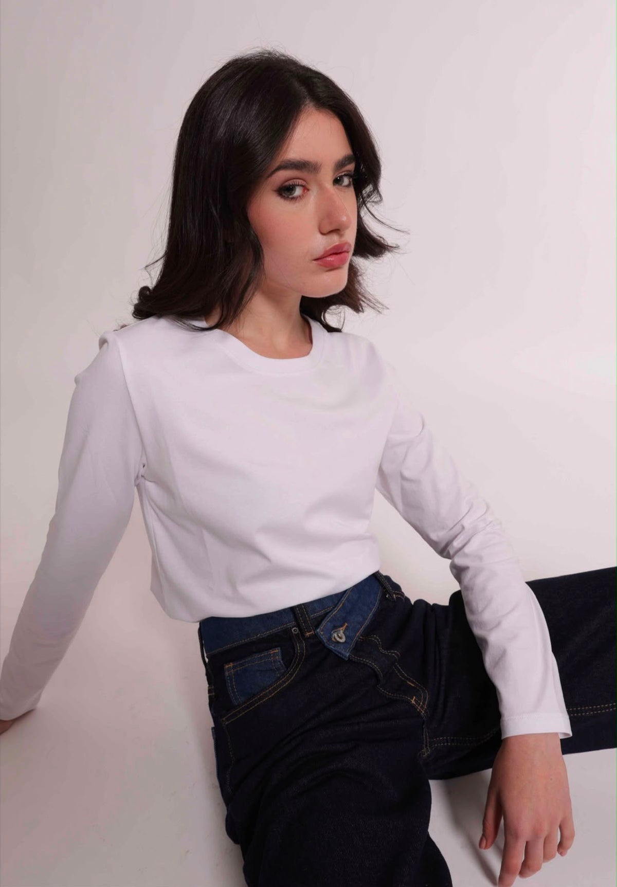 JEANS GAMBA LARGA CON VITA INCROCIATA -MIMI’ MUA’