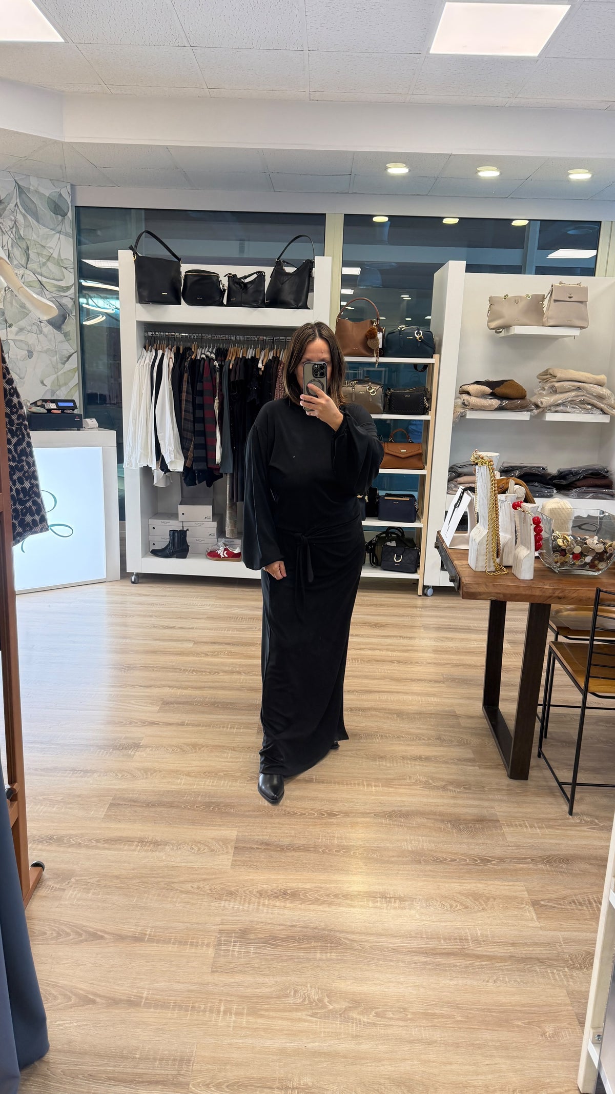 ABITO LUNGO CON NODO- LINEA COMFY