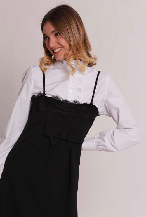 ABITO CORTO CON PIZZO E FIOCCO- MIMI’ MUA’